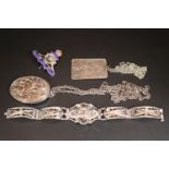 Collection of assorted Silver jewellery to include Ingot on chain, Sweetheart brooch, Oval pendant