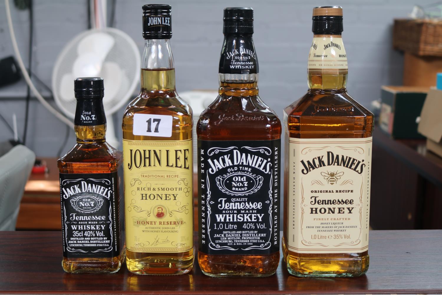 Collection of 4 American Whiskies to include Jack Daniels Old No.7 Brand & Jack Daniels Tennessee