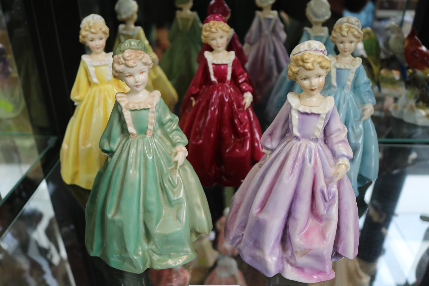 Collection of 5 Royal Worcester Grandmothers Dress figurines modelled by F G Doughty 3081 in 5
