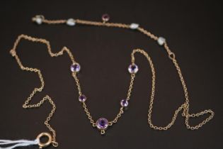 Fine Ladies 9ct gold necklace with Amethyst and opal setting 4.2g total weight