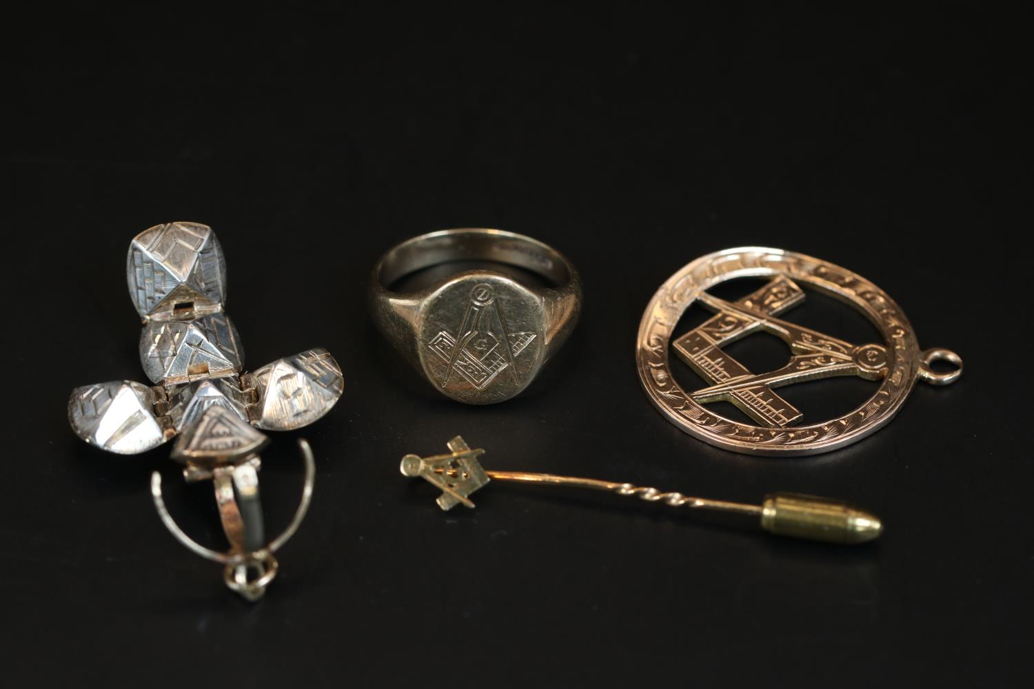 Collection of assorted 9ct Gold Masonic Jewellery 17g total weight. To include Masonic Ball charm