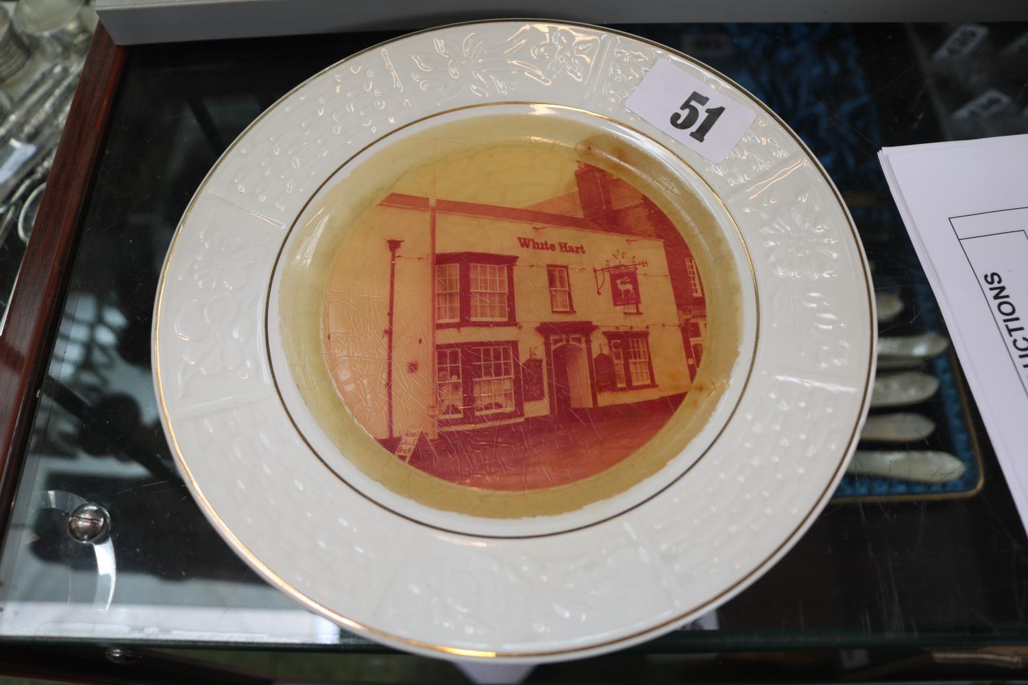 Local interest. White Hart Pub, St Ives, Cambridgeshire (Huntingdonshire) Falcon ware plate.