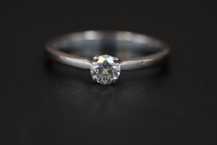 18ct White Gold Diamond Solitaire ring Size J. 2.3g total weight