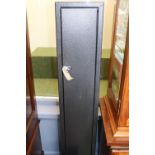 Metal Gun Cabinet with Keys