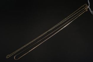 15ct Gold Ladies gold Necklace and a 9ct gold necklace 6.3g total weight