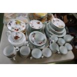 Royal Worcester Evesham Vale pattern part dinnerset