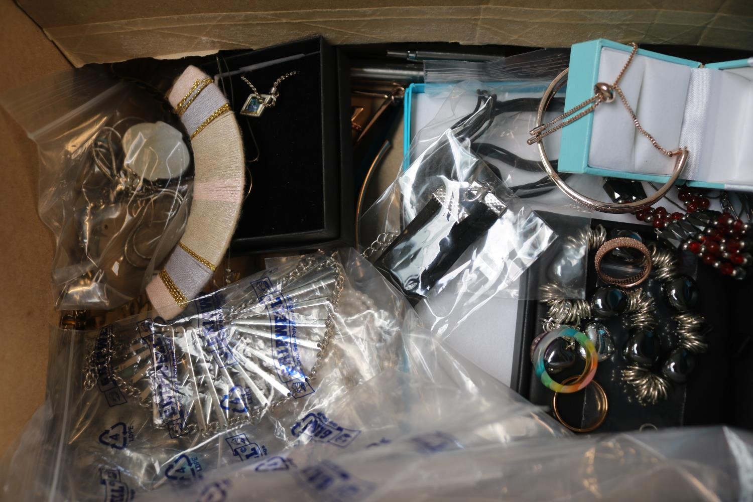 Box of assorted Costume Jewellery inc. Necklaces, Ring etc - Image 2 of 2