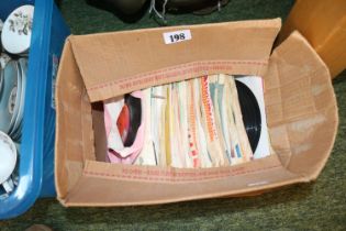 Collection of assorted Singles to include Cliff Richard, Simon & Garfunkel etc
