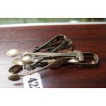 Collection of 6 Edwardian and later Silver sugar tongs 90g total weight
