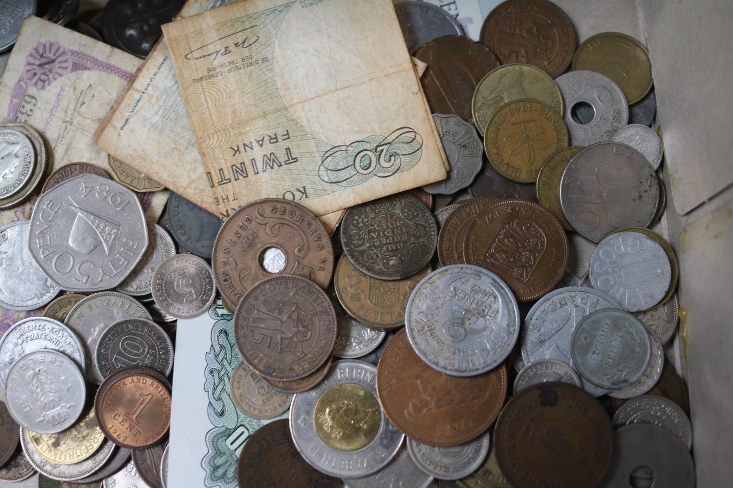 Box of assorted World Coinage to include Bank Notes - Image 3 of 3