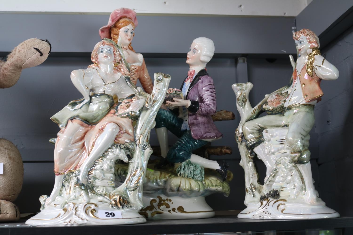 3 Capodimonte style figures