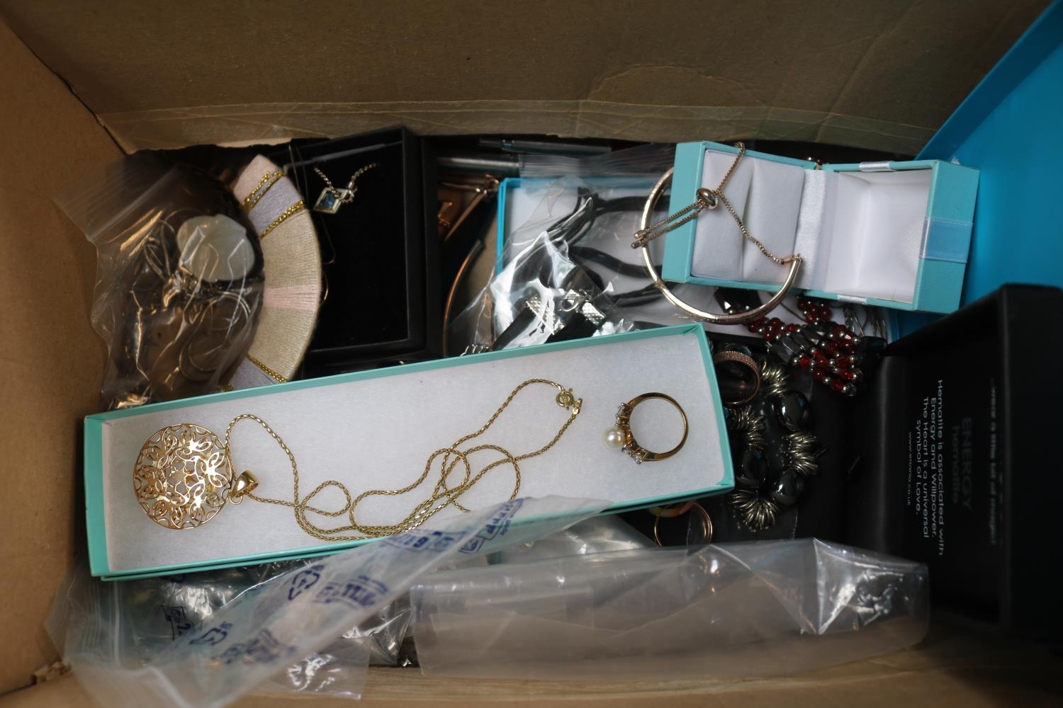 Box of assorted Costume Jewellery inc. Necklaces, Ring etc