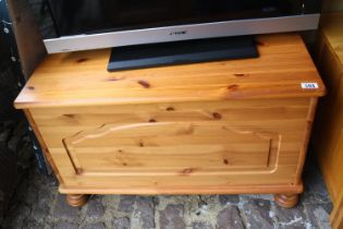 Pine Blanket box