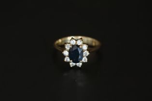 14ct Gold Sapphire & CZ set cluster ring Size L 3.2g total weight