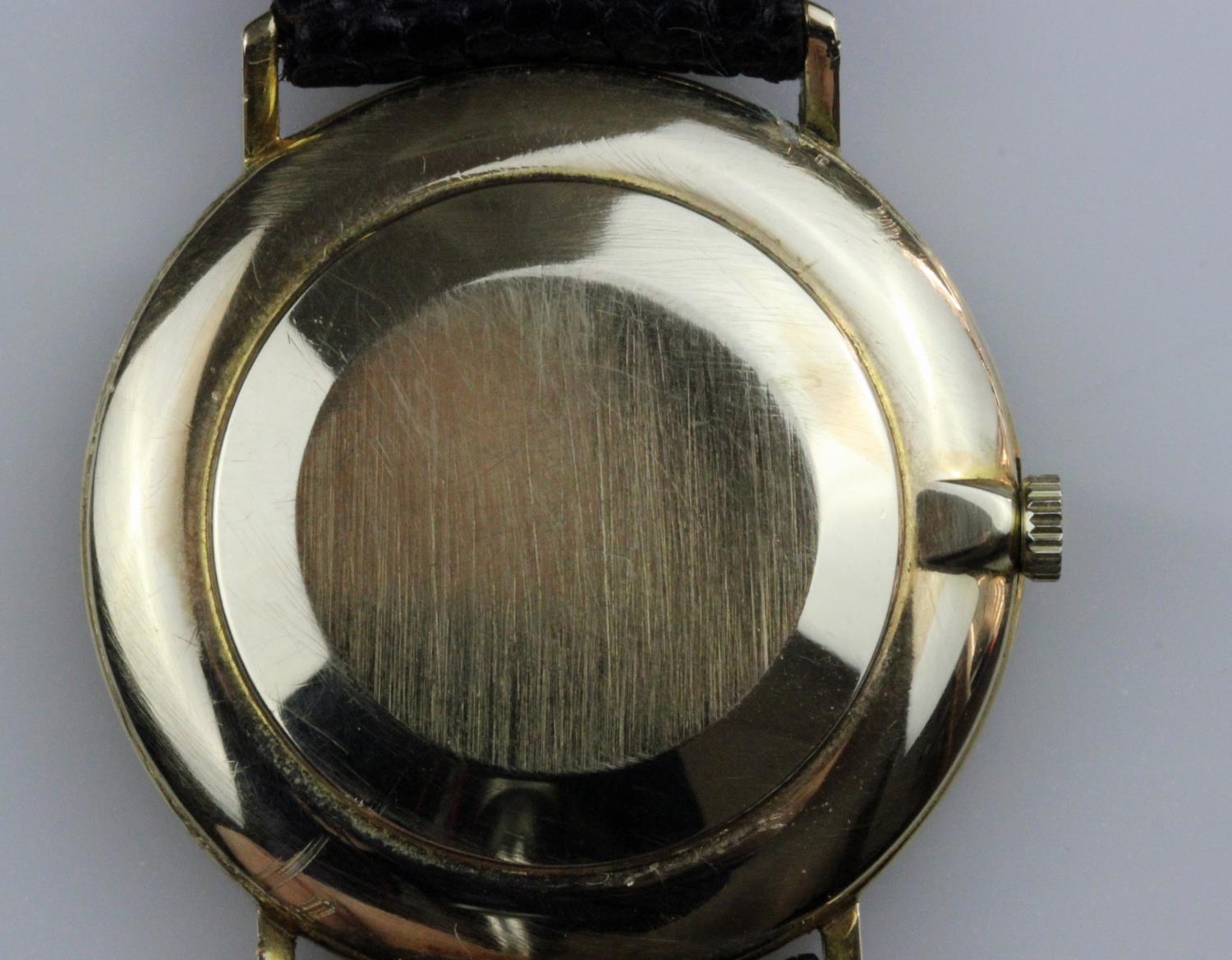 Beautiful 9ct Gold Bulova Wristwatch circa 1982. Bulova - A 9ct gold wristwatch, circa 1982, the - Image 6 of 6