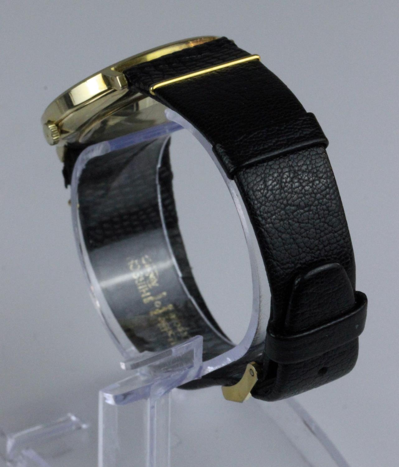 Beautiful 9ct Gold Bulova Wristwatch circa 1982. Bulova - A 9ct gold wristwatch, circa 1982, the - Image 4 of 6