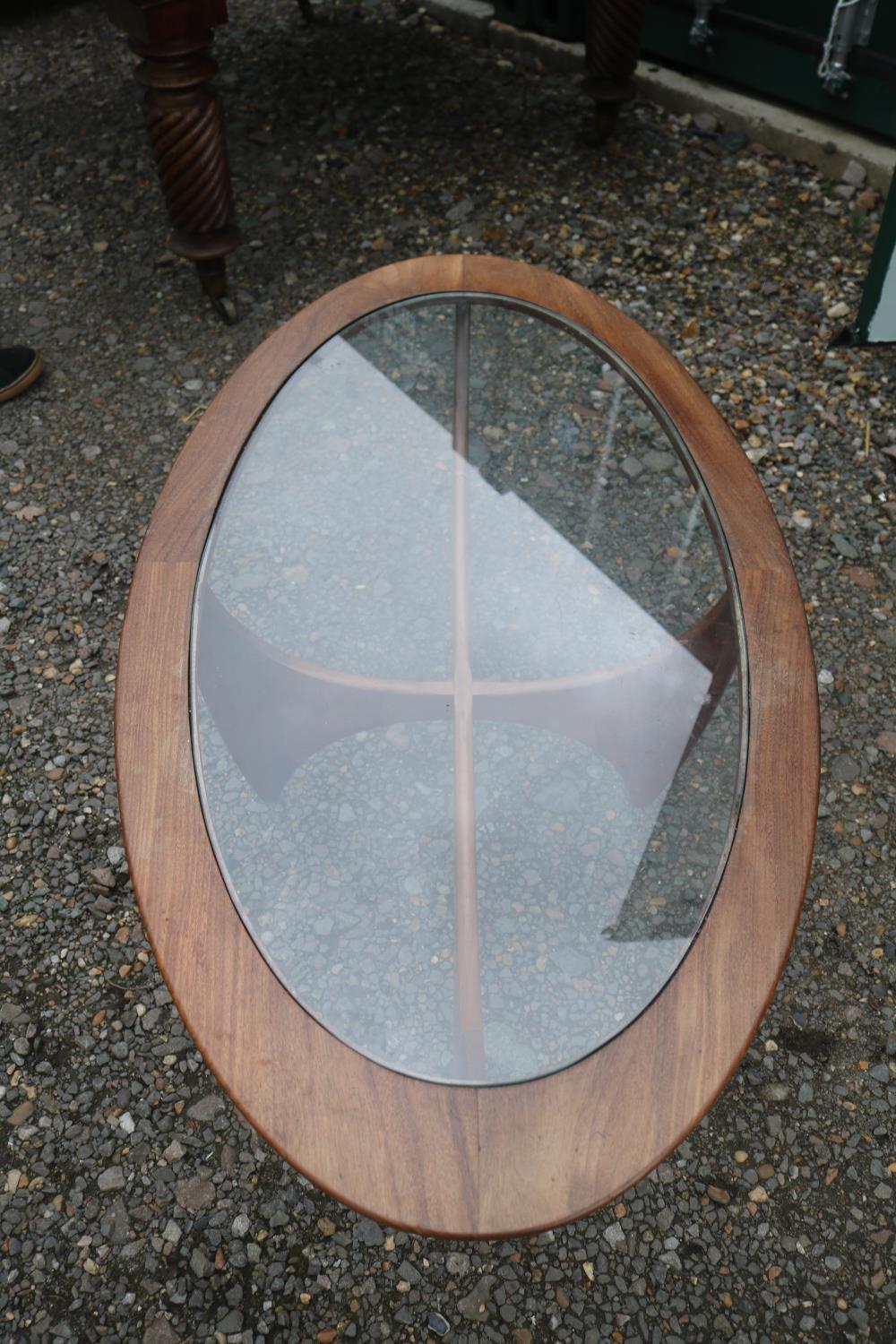 G-Plan Astro Oval Coffee table 1960s by Gordon Murray 122cm in Diameter - Image 3 of 3