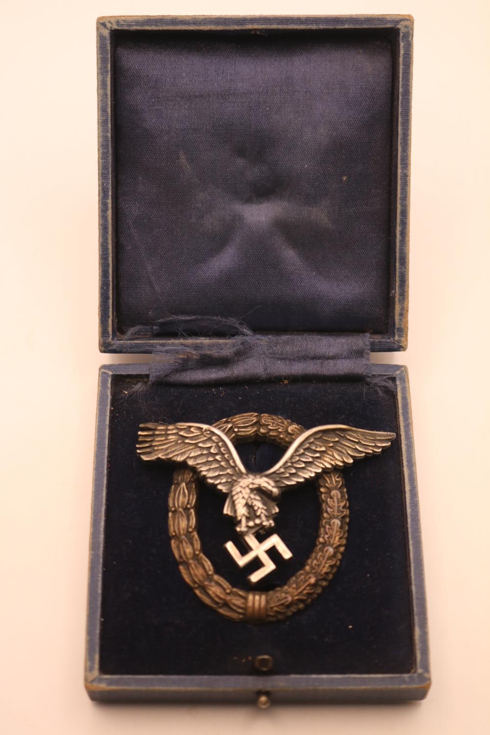 Luftwaffe Pilots Badge by C E Juncker in Original Box of Issue. Good quality two piece example of - Image 2 of 6