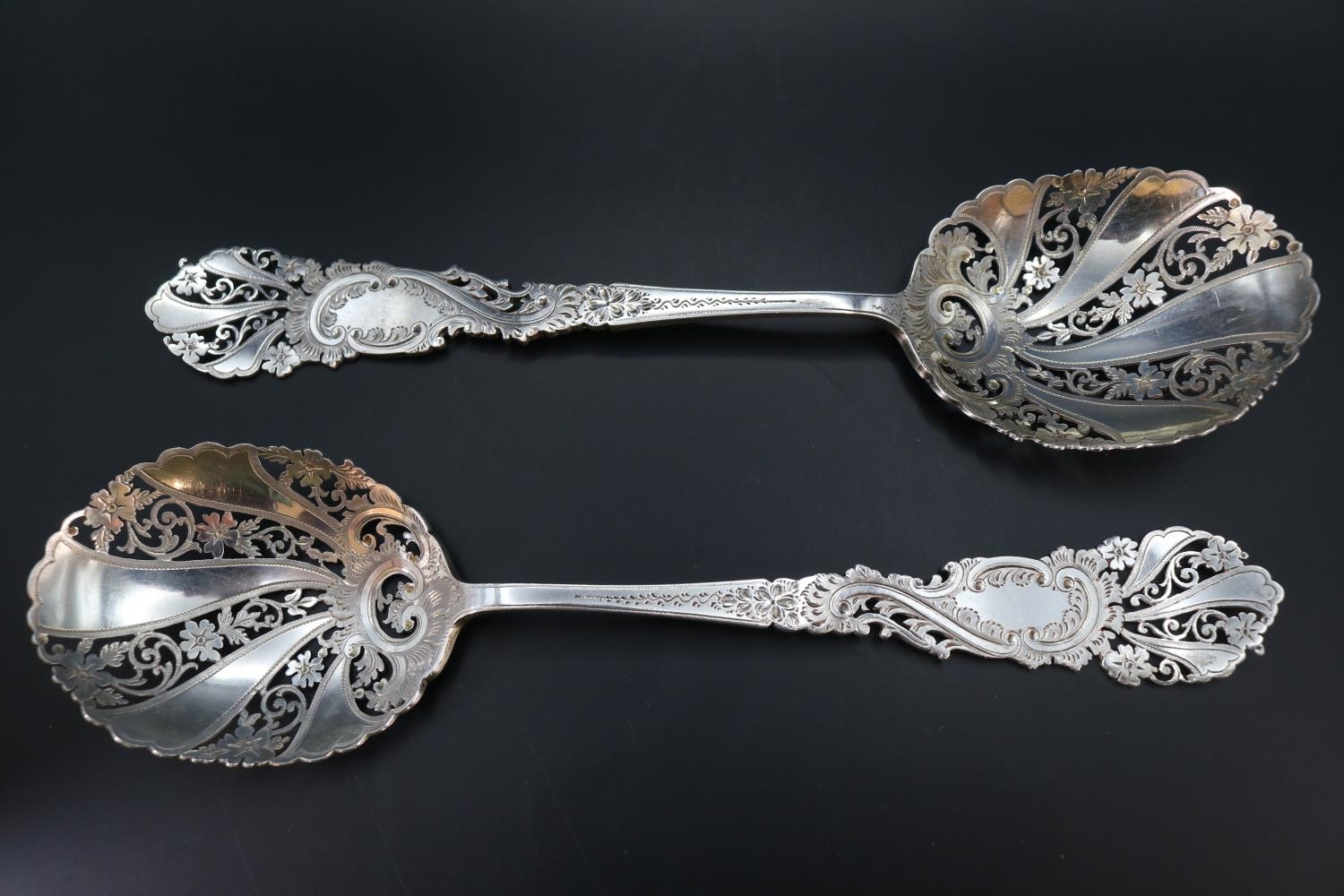 Collection of 19thC Silver & other Spoons to include a set of 4 Silver Plated Gilt fruit decorated - Bild 8 aus 9