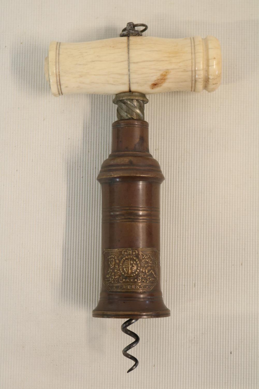 Thomason 19thC English double action Thomason type Corkscrew patented 1802 with Bronze barrel and - Bild 2 aus 3