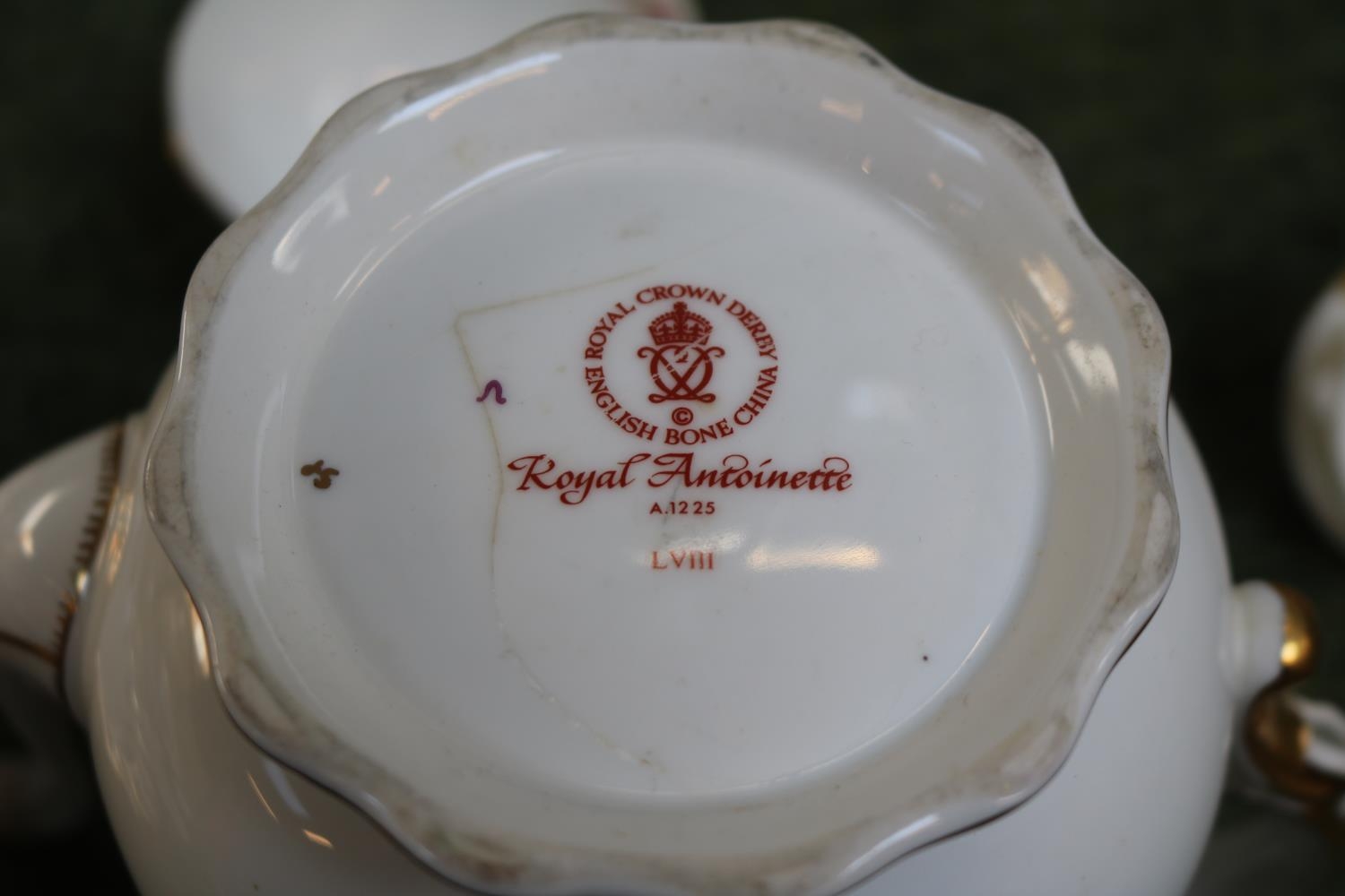 Royal Crown Derby Royal Antoinette A1225 Lombardy Part Dinner & Tea service to comprise of approx. - Image 8 of 8
