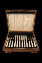 Art Deco Silver bladed mother of pearl Cutlery set for 6 by James Dixon & Sons Sheffield 1936.
