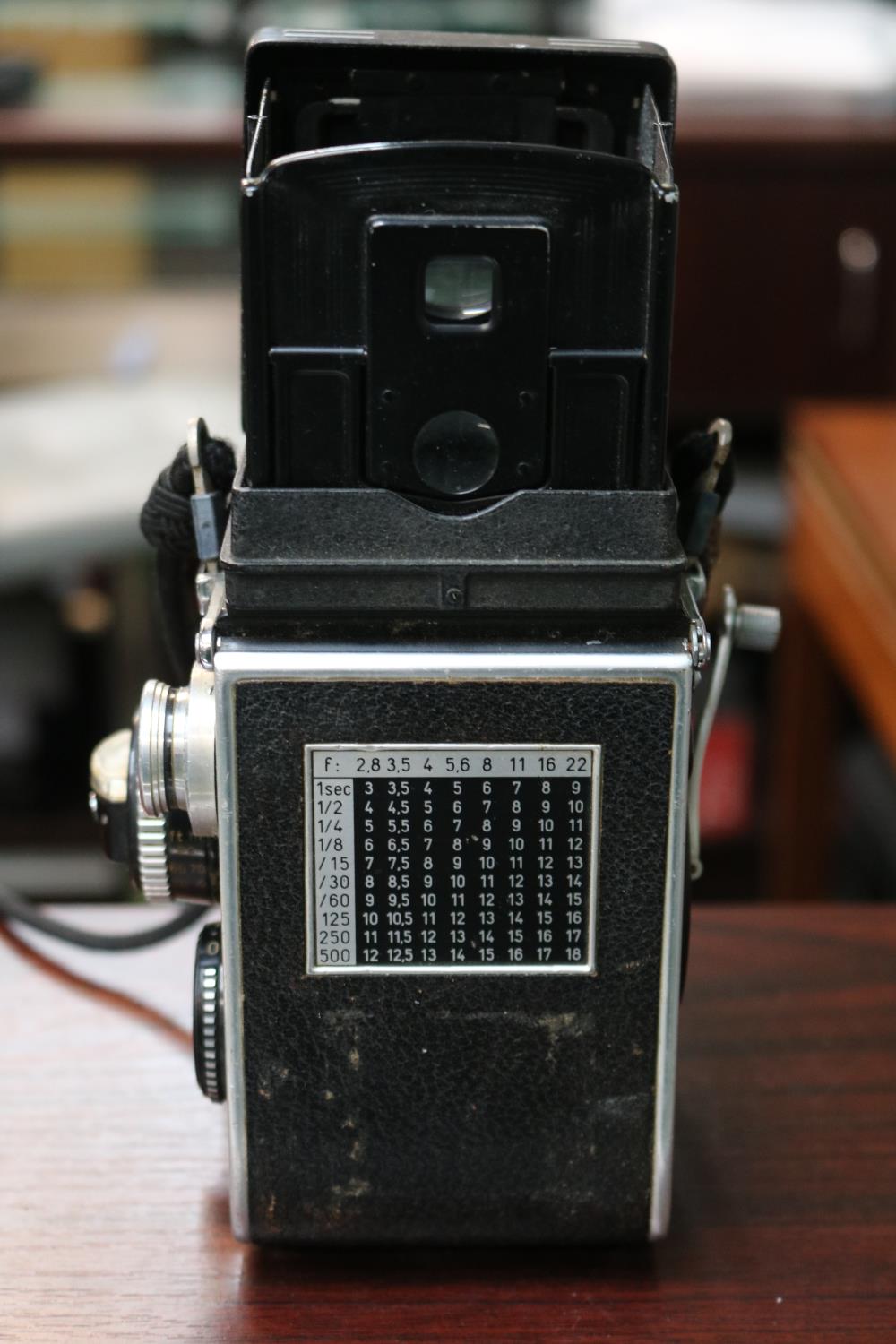 Rolleiflex Frenke & Heidecke Made in Germany DBP 2.8F 2440242 DBGM with Carl Zeiss Nr 4091695 - Image 4 of 5