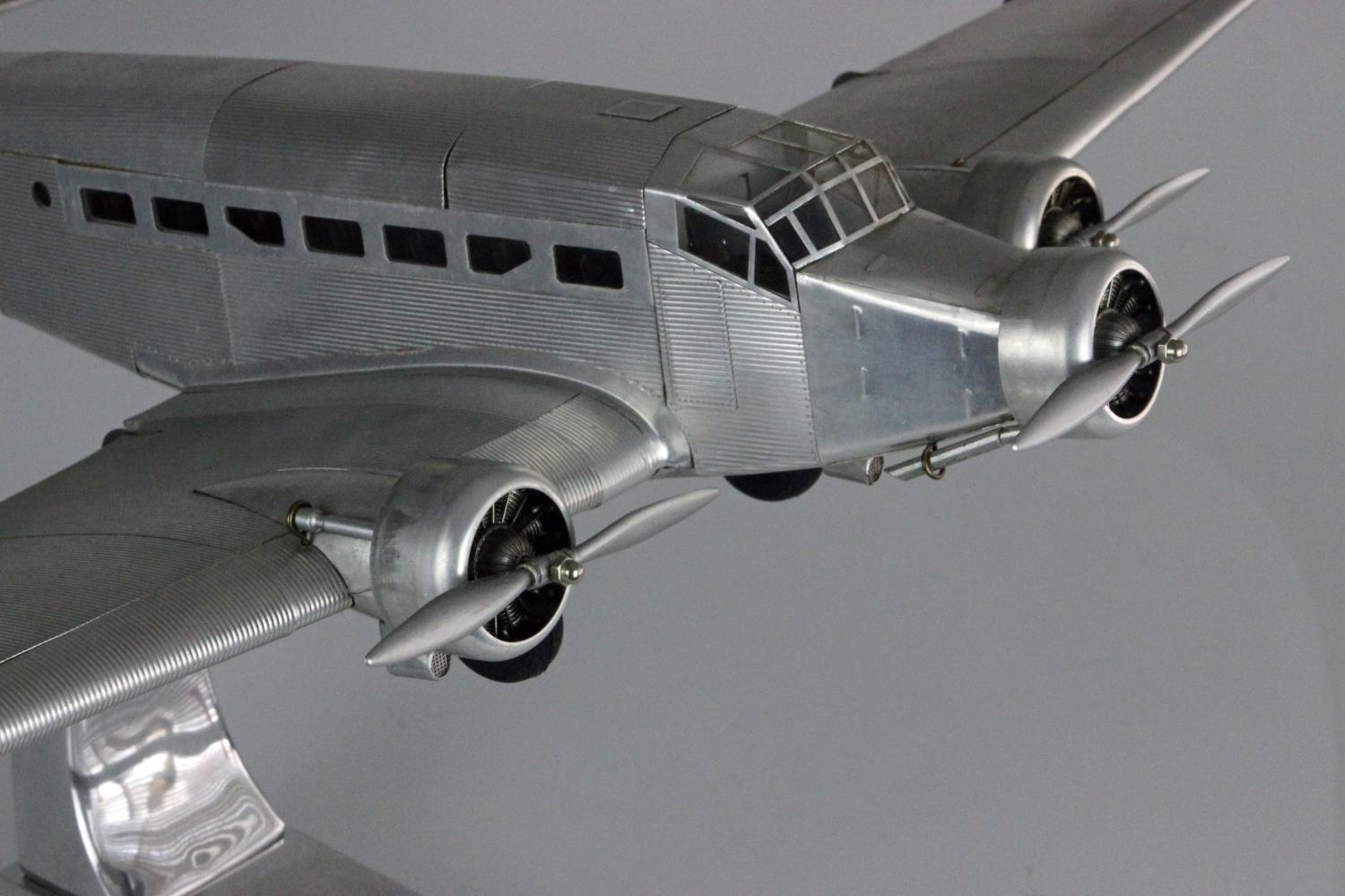 Authentic Models Highly Collectable Limited Edition Junkers JU-52 'Iron Annie'. Authentic Models - Bild 2 aus 10