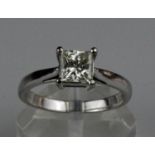 Stunning 18ct Gold Single Stone Princess Cut Diamond Ring 1.00ct. An 18ct gold single stone princess