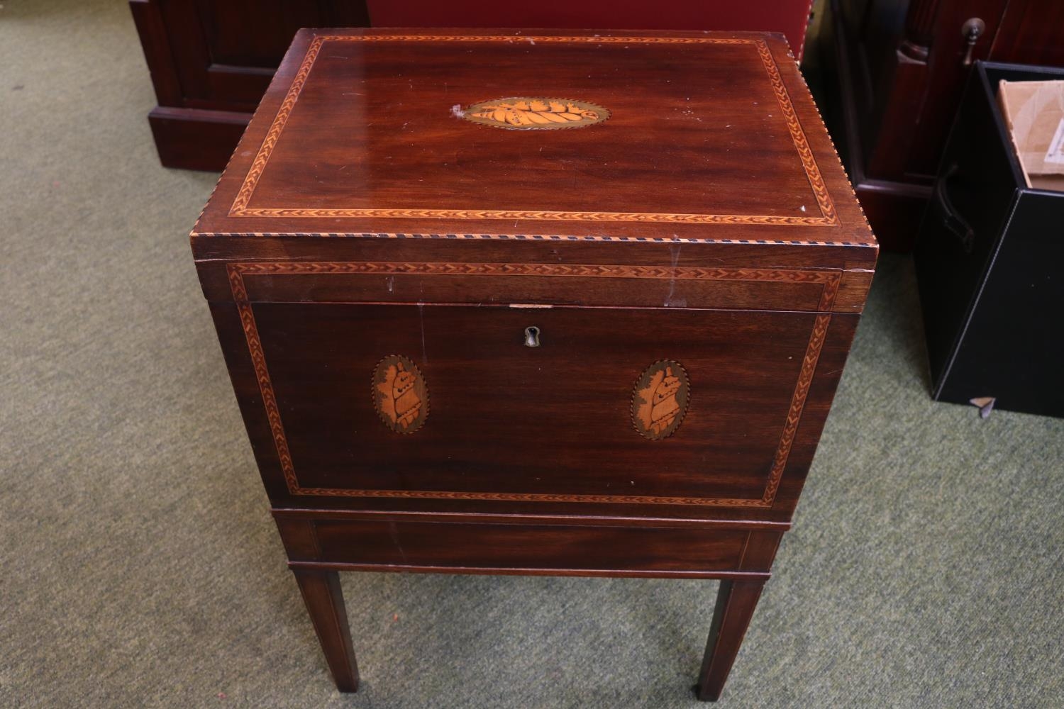 Georgian Inlaid Mahogany Wine Cooler on stand with integral drawer supported on tapering legs. - Image 3 of 6