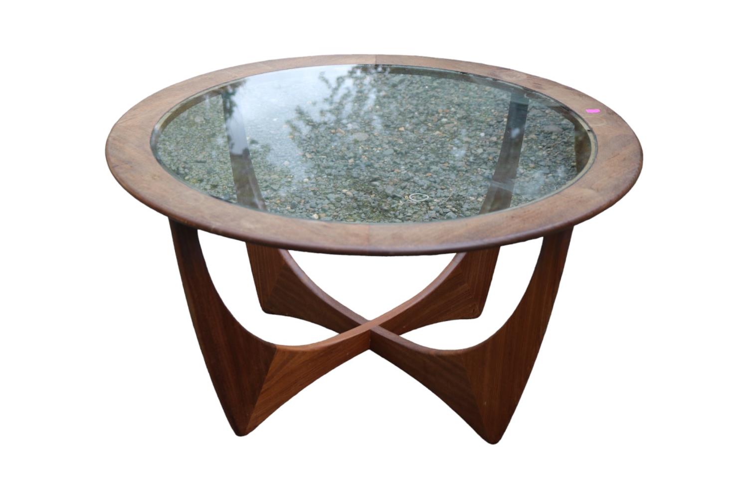 G-Plan Astro Circular Coffee table 1960s designed by Gordon Murray 83cm in Diameter