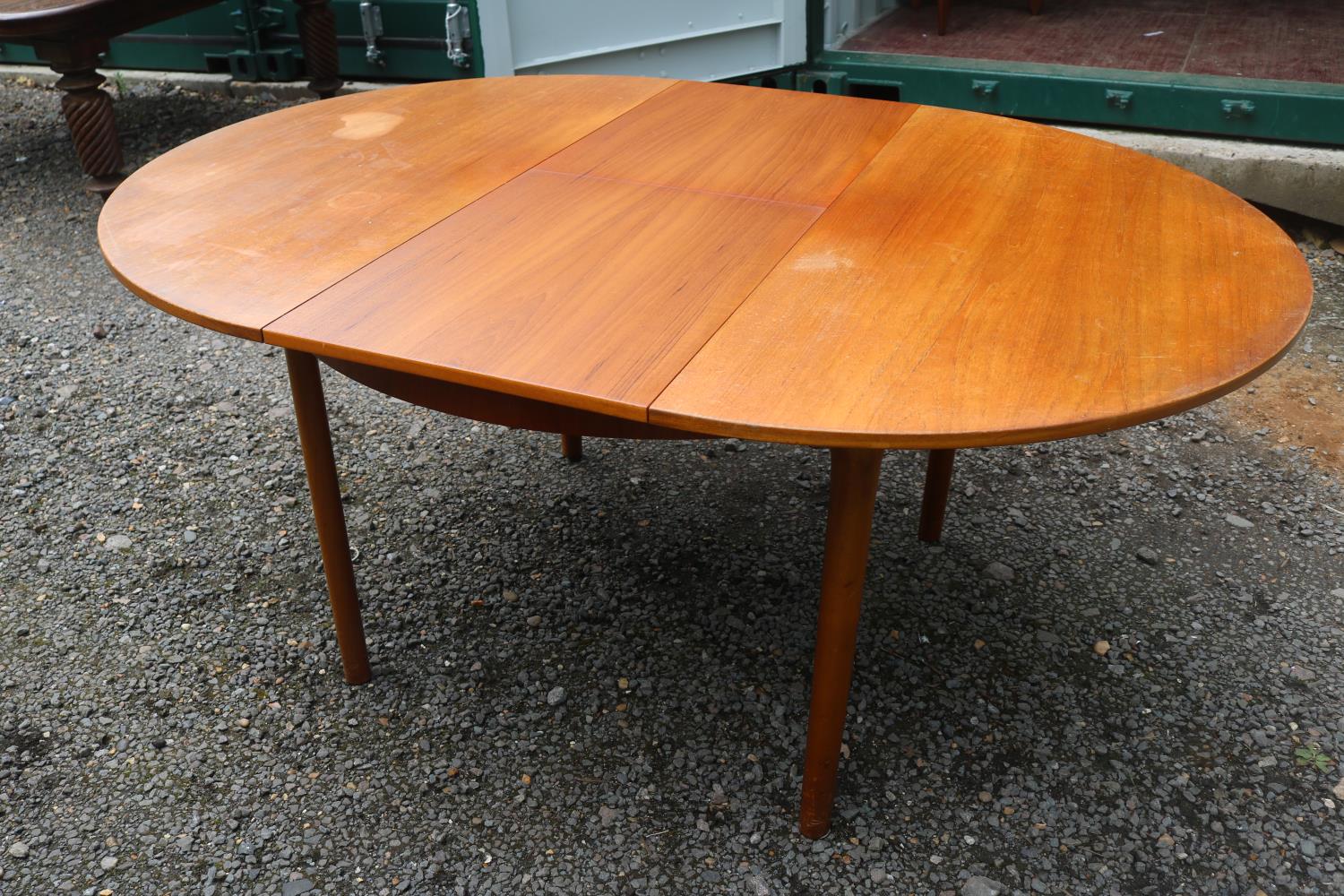 Mid Century A.H. McIntosh & Co of Kirkcaldy Scotland Extending Dining table with 4 Space Saver - Image 5 of 5