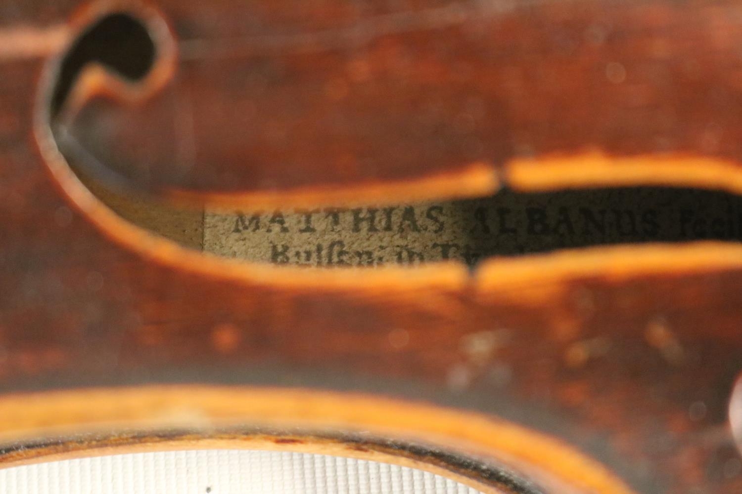 Violin attributed to Mathias Albani or Matthias Alban violin maker from Botzen (now Bolzano). With - Image 8 of 13