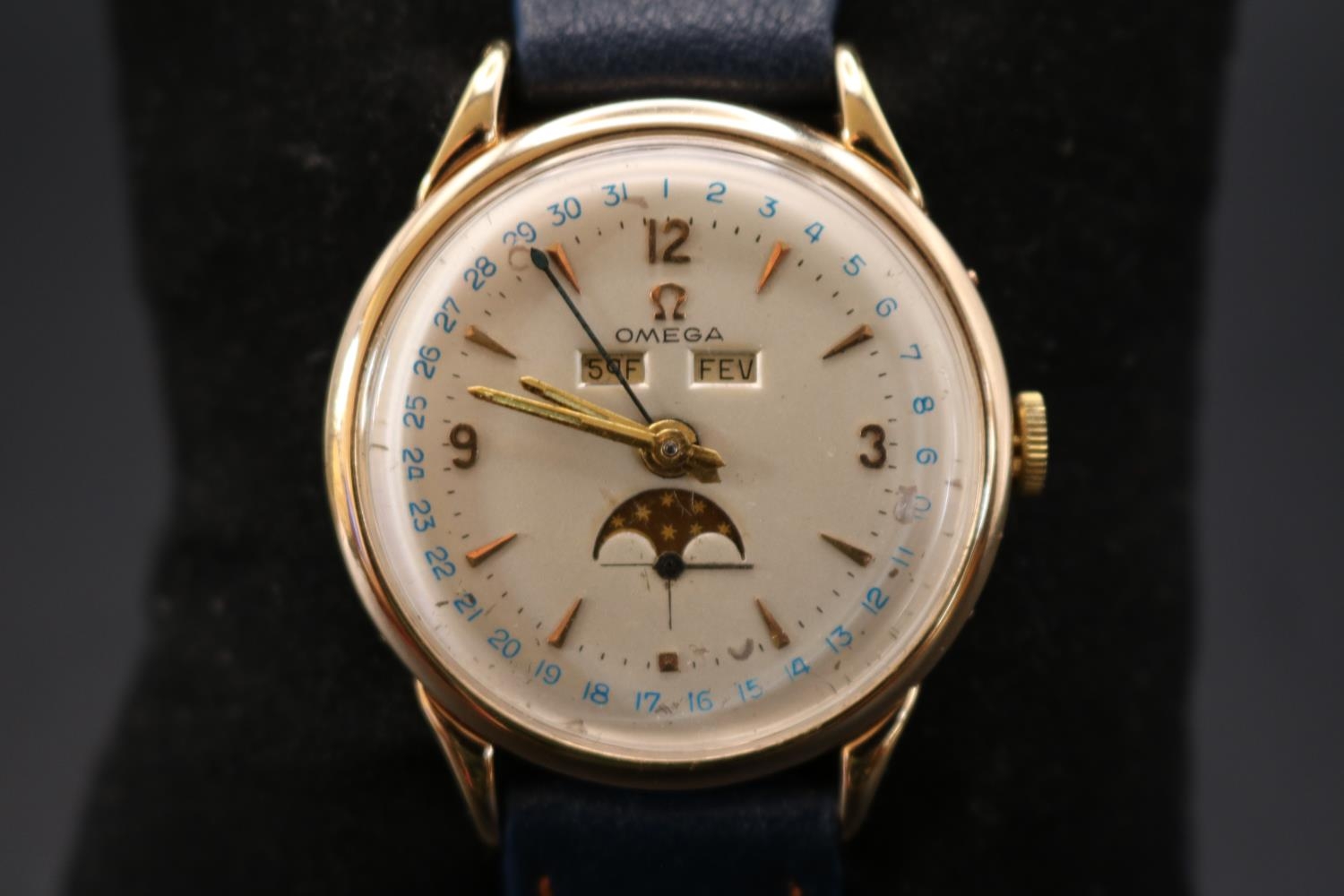 Omega Moon phase day date 17 jewel manual wind watch circa 1952. (MOVEMENT SIZED) - Image 2 of 4