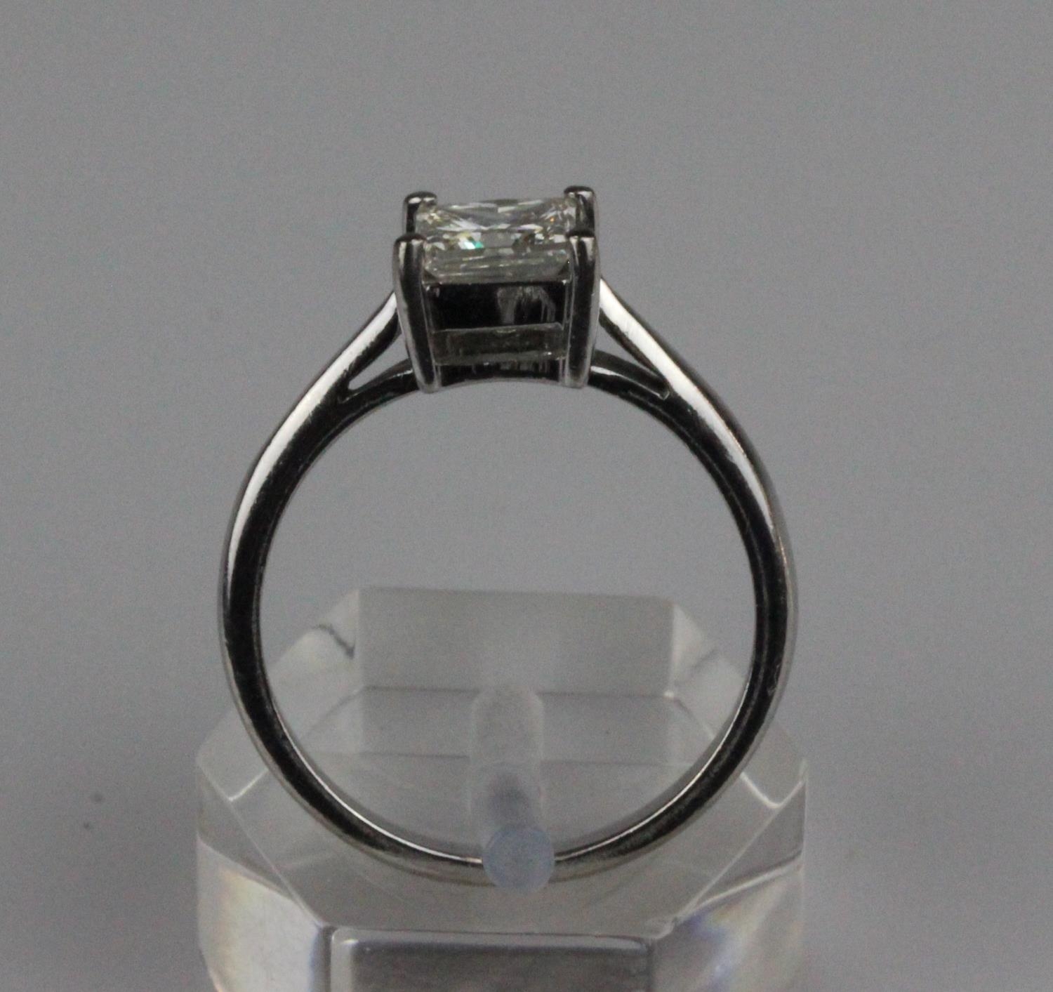 Stunning 18ct Gold Single Stone Princess Cut Diamond Ring 1.00ct. An 18ct gold single stone princess - Image 4 of 4