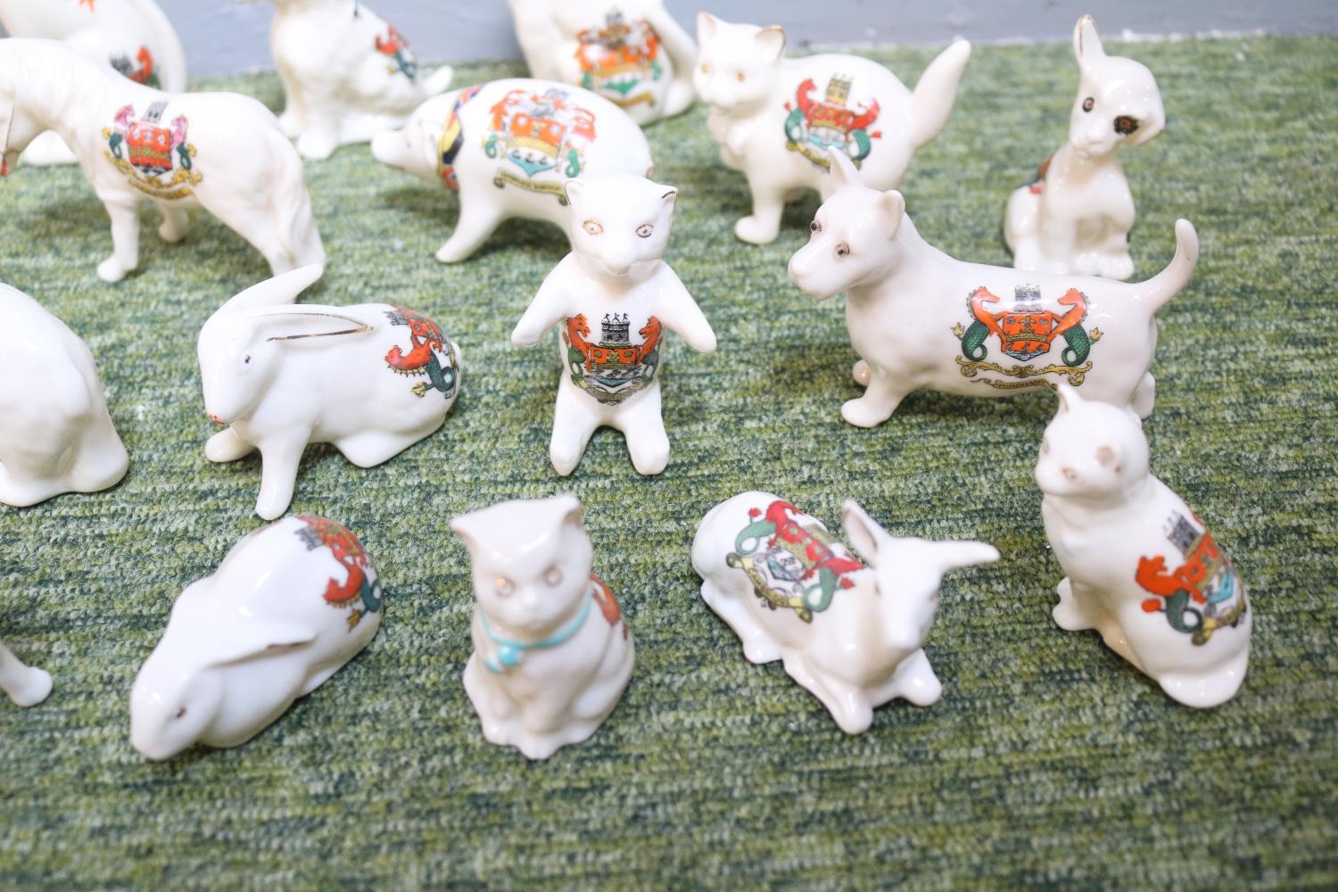 Collection of Cambridge Crested China to include Scottie Dog by Willow Art, Pig by The Corona - Image 5 of 6