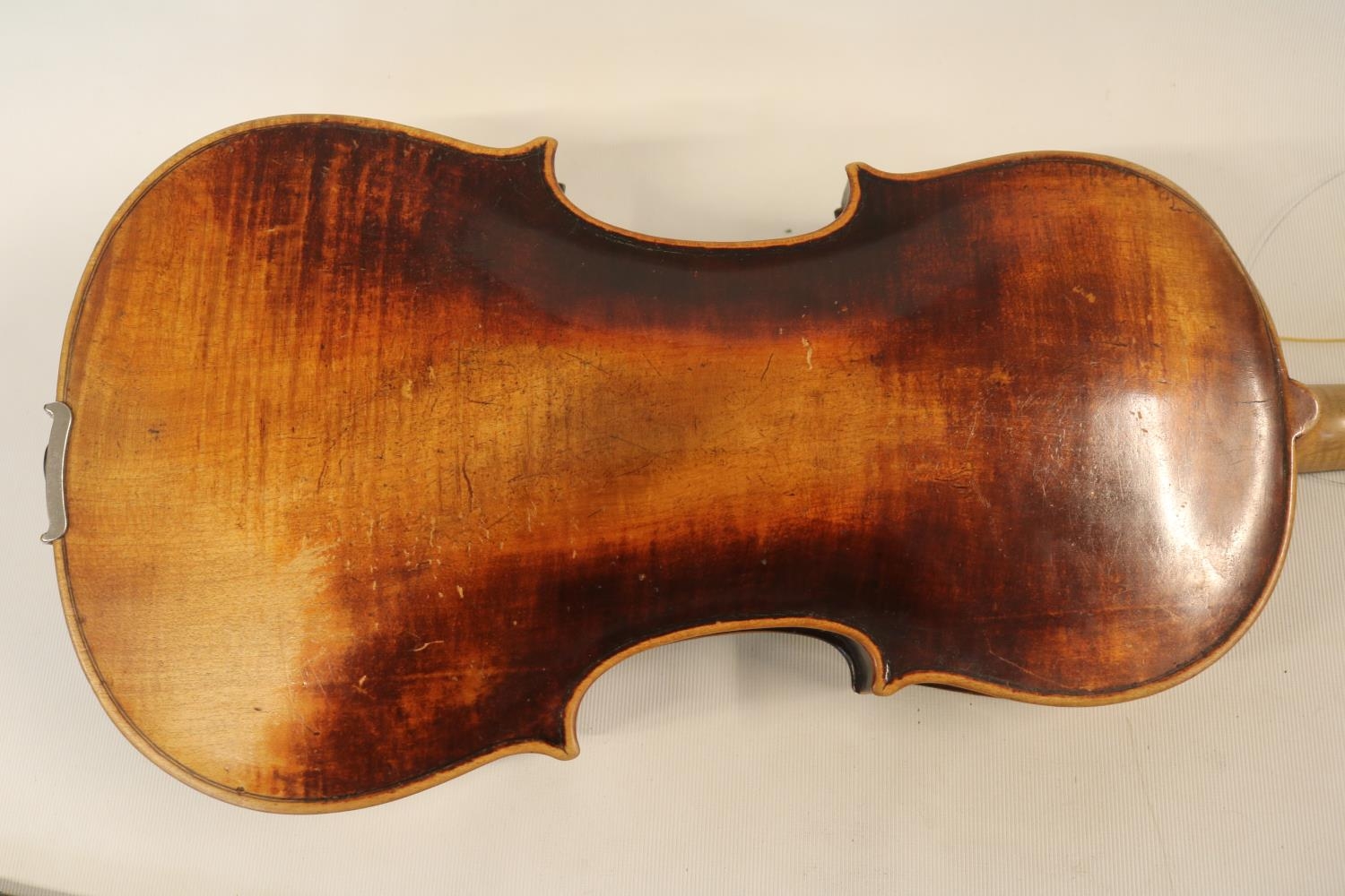Violin attributed to Mathias Albani or Matthias Alban violin maker from Botzen (now Bolzano). With - Image 5 of 13