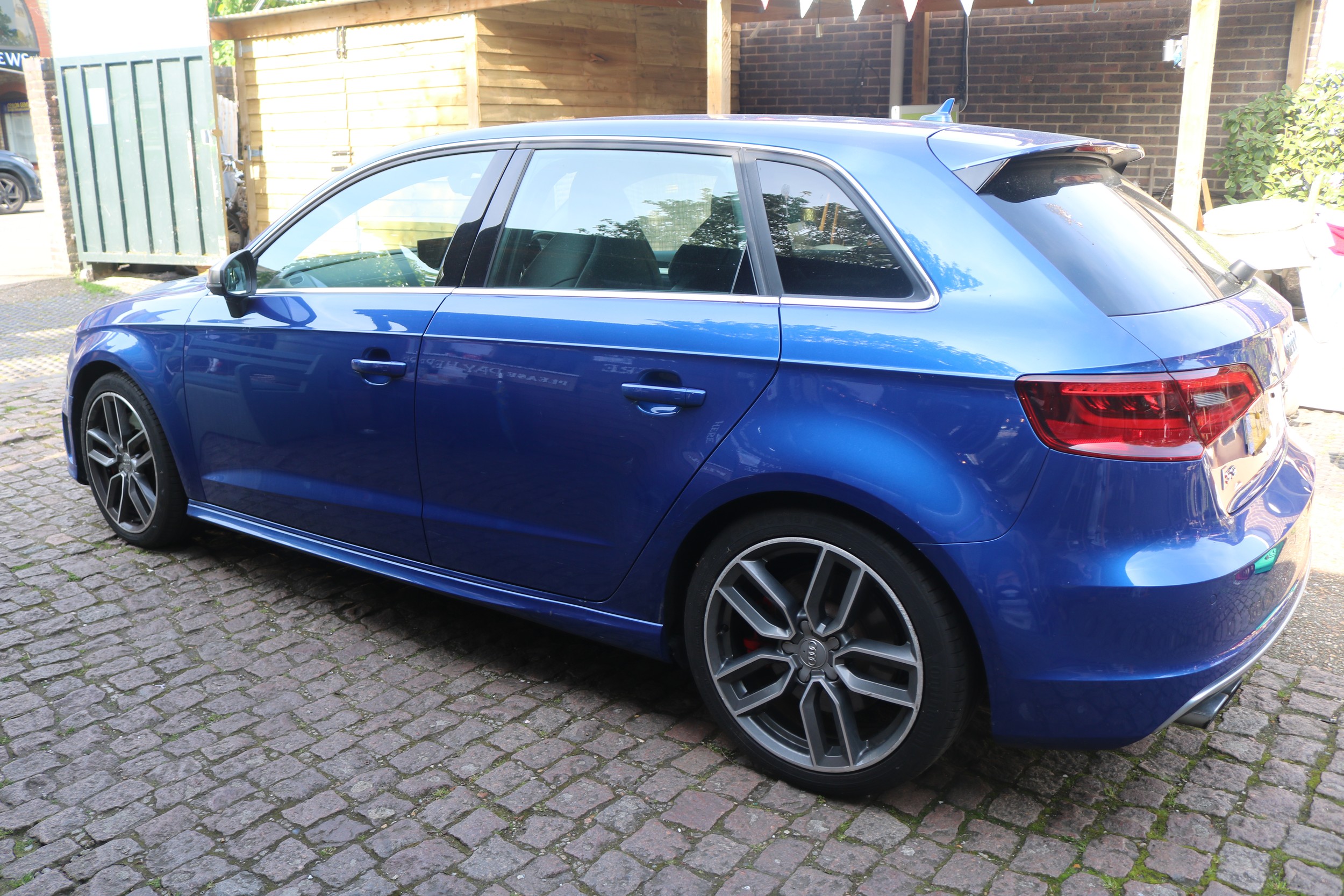 Audi A3 Sportback S3 TFSI Quattro 5dr S Tronic (Nav) 2016 Blue Automatic 2 Litre with 3 Keys Logbook - Image 11 of 18