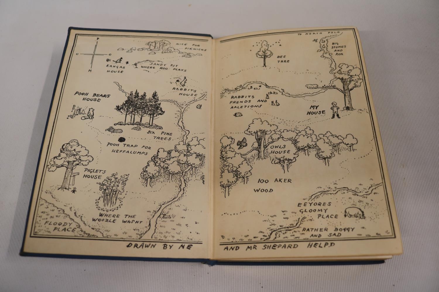 A.A. Milne. Winnie-the-Pooh, first edition, illustrated by E. H. Shepard, London: Methuen, 1926. - Bild 4 aus 5
