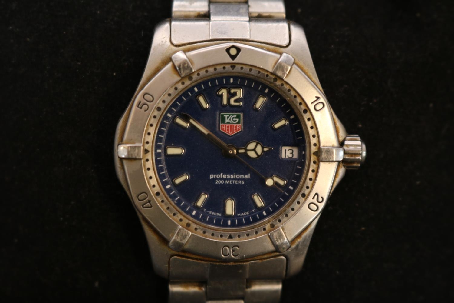 Tag Heuer Professional 200m Swiss quartz watch with date window & blue dial. 36mm case size. - Image 2 of 6