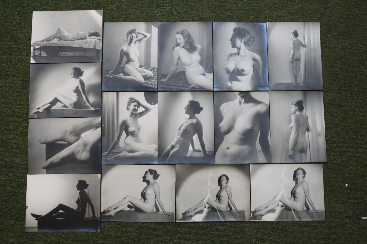 Artistic Nudes; A collection of 1940s Nude Photographic Prints and 2 Life studies (15) - Image 2 of 3