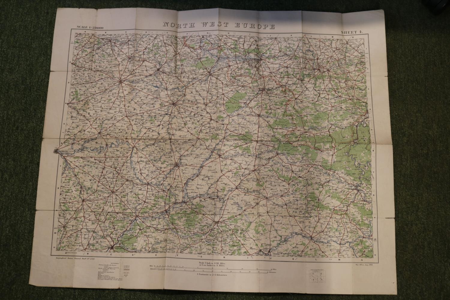 WW1 Collection of Trench Maps to include Amiens 17 1/100,000, North West Europe 1/250,000, France - Image 6 of 11