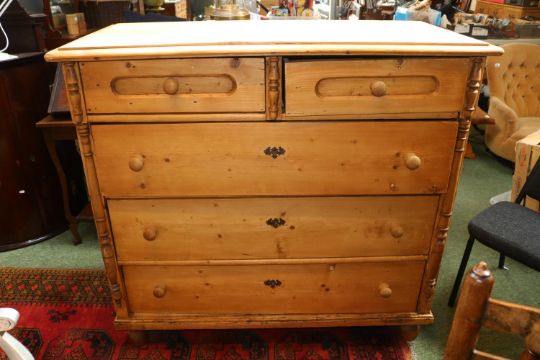 Victorian Stripped Pine Chest of 2 over 2 drawers with turned handles and bun feet