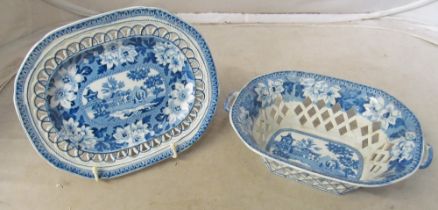A Rogers blue and white lattice dish on stand elephant design