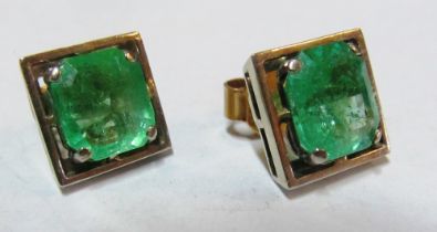 A pair of emerald earrings