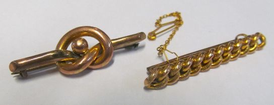 A 9ct gold chain style bar brooch and another knot bar brooch 5.1g