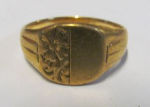 A 9ct gold gent's signet, ring size V 6.2g