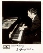 ASHKENAZY VLADIMIR: (1937- )