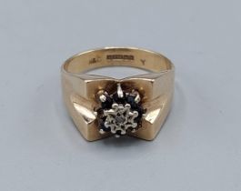 A 9ct gold Sapphire and Diamond cluster ring, 3.6gms, ring size N