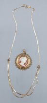 A 9ct gold flat linked necklace, 2.5gms, together with a 9ct gold framed cameo pendant, 5.2gms